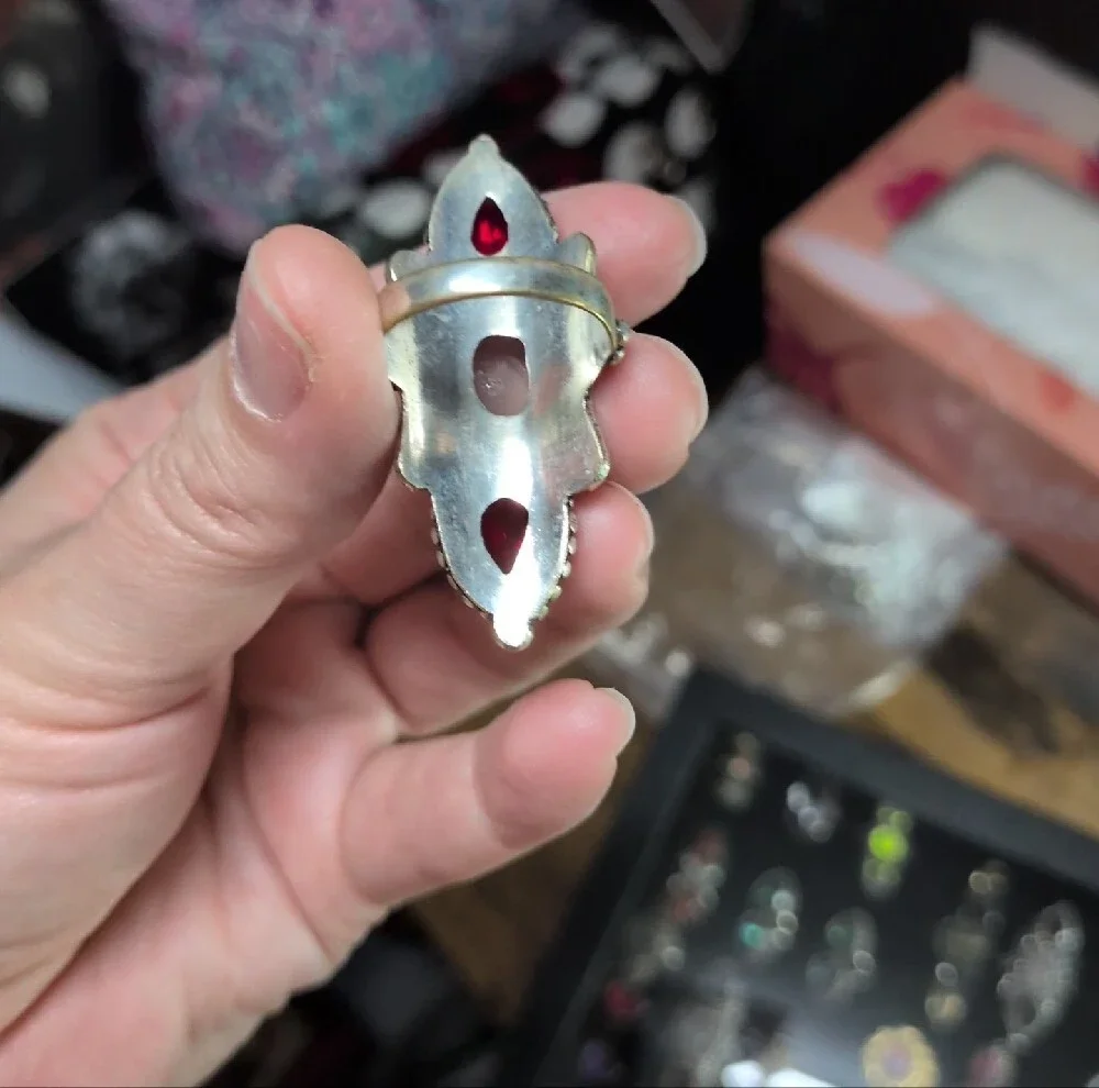 N/A elegant silver